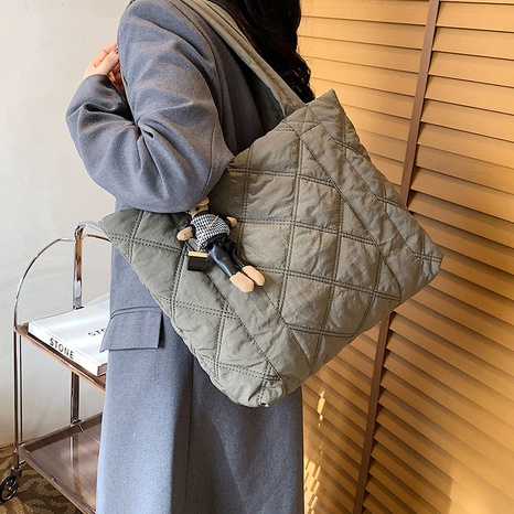 big casual one-shoulder handbag soft leather checkered underarm bag's discount tags