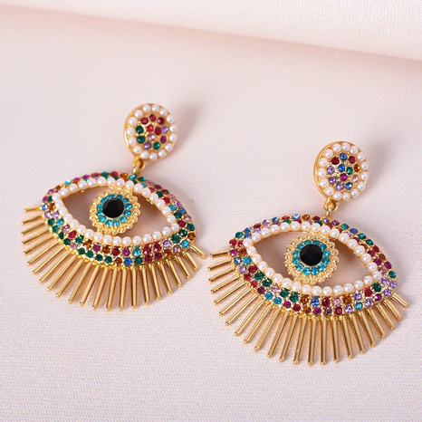 European and American diamond pearl eye earrings's discount tags