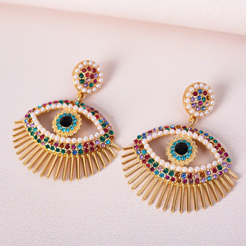 European and American diamond pearl eye earrings