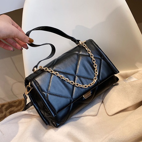 Retro fashion chain portable bag 2021 new shoulder messenger small square bag's discount tags