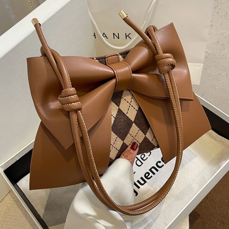 fashion lattice shoulder bag autumn and winter 2021 new bow messenger bucket bag's discount tags