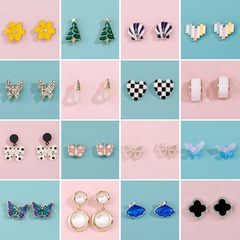 Fashion New Pearl Rhinestone Heart Shaped Plaid Butterfly Earrings