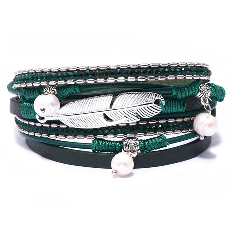 Bracelet pendentif perle diamant plume en cuir à boucle magnétique européenne et américaine's discount tags