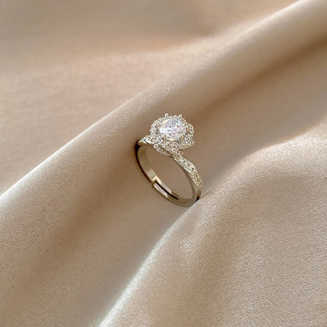 Mode einfacher geometrischer offener Ring aus Kupfer mit Mikroeinlage aus Zirkon's discount tags
