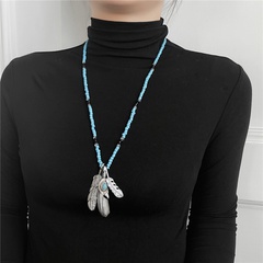 Retro Feder Adler Klaue Anhänger Halskette weibliche Boho Stil Perlen Pullover Kette