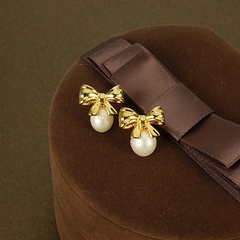 Pearl female niche personalized bow temperament fashion earrings