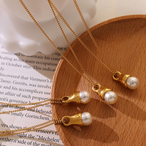 Imitation pearl pendant baroque retro titanium steel necklace female wholesale  NHXIY561759's discount tags