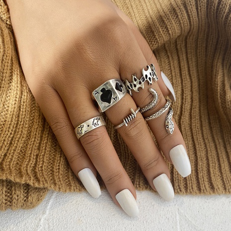 new creative simple fashion temperament snake-shaped spade ring 5-piece set's discount tags