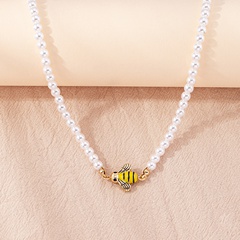 einfache Süßwasserperlenkette Biene Schlüsselbeinkette weibliche einfache Pulloverkette Großhandel