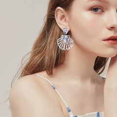 Korea new white shell earrings creative transparent acrylic earrings