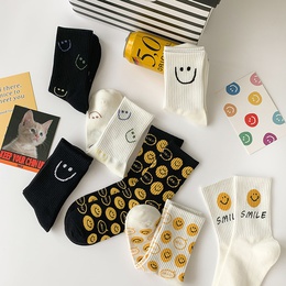 fashion smiley face socks black and white medium tube college style cotton sockspicture7