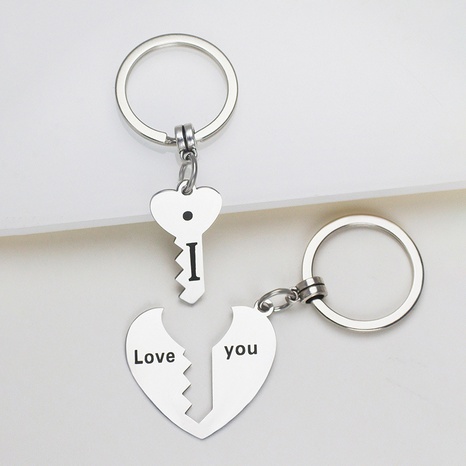 Korean metal heart-shaped key lock couple keychain creative personality keychain wholesale's discount tags