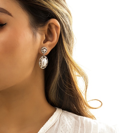 Pendientes de perlas con incrustaciones de disco hueco barroco pendientes retro's discount tags