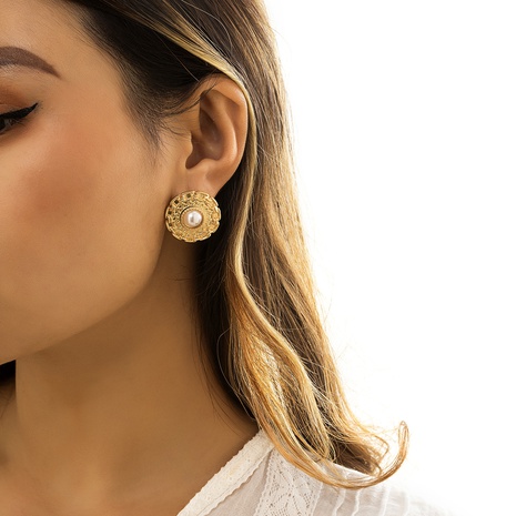 European and American retro micro-inlaid pearl irregular earrings NHXR566276's discount tags