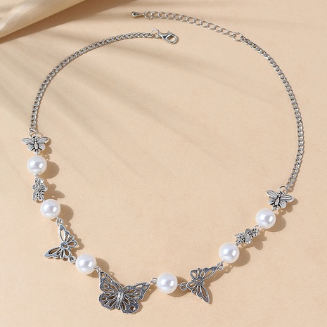 Korean creative retro butterfly pearl necklace wholesale's discount tags