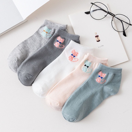 Four seasons short animal cartoon cat polyester cotton women's socks wholesale's discount tags