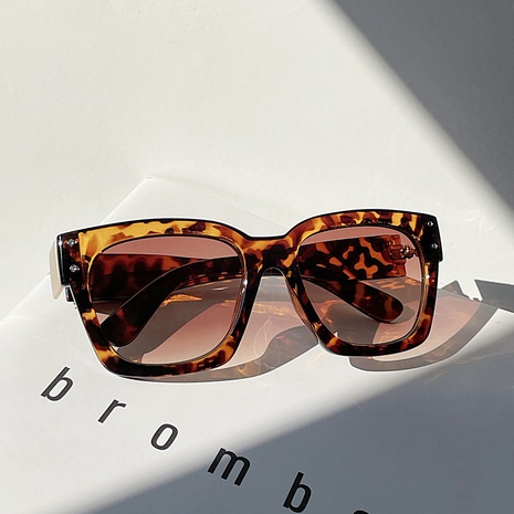 square frame tortoiseshell tea piece hip-hop singer with sunglasses male's discount tags