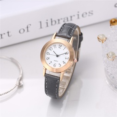 Version coréenne de la montre de ceinture pour dames simple montre à quartz à petit cadran