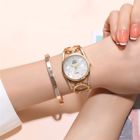 European and American diamond dial alloy decorative wrist watch's discount tags
