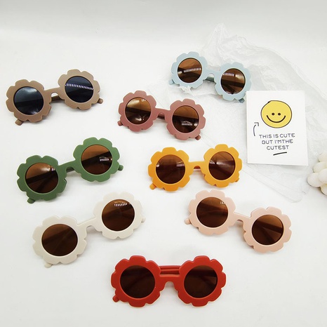Korean cream retro frosted flowers children's sunglasses's discount tags