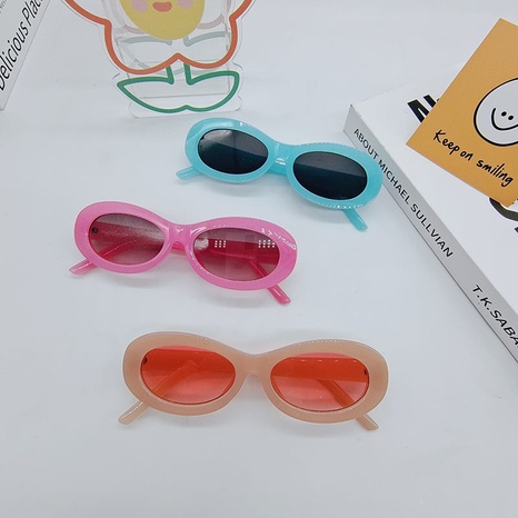 nuevas gafas de sol ovaladas en Europa y América NHBA508244's discount tags