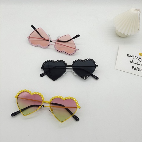 2021 summer new children's sunglasses heart-shape fashion dot flower cute kids women glasses's discount tags