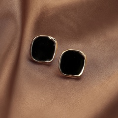 Fashion retro geometric dripping square alloy earrings