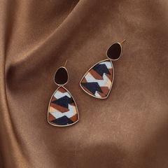 Retro contrast color canvas alloy earrings female earrings wholesale
