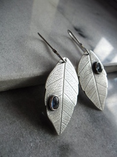 Fashion geometric tree leaf earrings simple retro alloy earrings wholesale