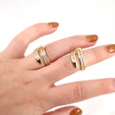 Europische und amerikanische Mode geometrischer Ring aus 18 Karat Gold mit KupferMikroIntarsienZirkonringpicture9