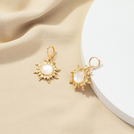 Fashion retro sun flower earrings Korean personality creative earrings wholesale's discount tags