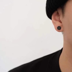 neue schlichte schwarze runde Edelstahl-Magnet-Ohrringe