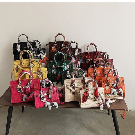 Autumn and winter bags 2021 new bags female bags crocodile pattern portable bag's discount tags