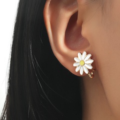 Corée petites boucles d'oreilles marguerites jolies boucles d'oreilles fleurs dégoulinantes