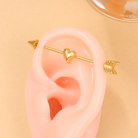 Oreilles de coeur de bijoux de piercing en acier inoxydable avec des aiguilles d'oreille perçantes's discount tags