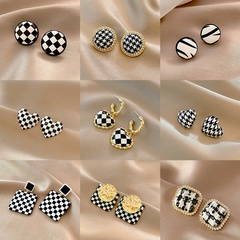 Geometric black white plaid earrings trend design simple earrings