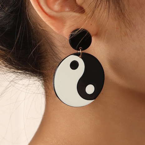 Boucles d'oreilles Tai Chi exagérées Grandes boucles d'oreilles européennes et américaines pour femmes's discount tags