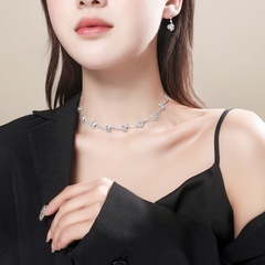 Damenmode Twisted Splicing Halskette und Ohrring Set