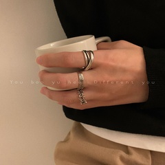 Retro simple female hip hop personality niche design open index finger ring