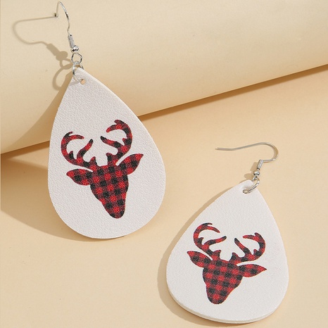 nouvelles boucles d'oreilles en cuir à motif élan de Noël en treillis rouge en gros's discount tags