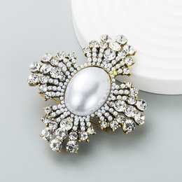 fashion party corsage trend alloy diamond pearl geometric brooch female broochpicture11