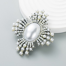 fashion party corsage trend alloy diamond pearl geometric brooch female broochpicture14