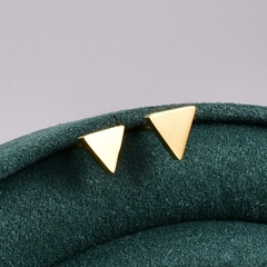 Fashion Temperament Titanium Steel 18K Rose Gold Glossy Triangle Earrings