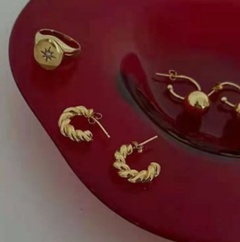 classic mini twist fashion temperament titanium steel 18k gold plated earrings
