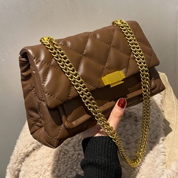 new French texture winter new rhombic chain messenger oneshoulder bagpicture5
