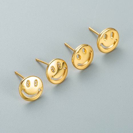 Pendientes de cara sonriente de circonita con microincrustaciones de cobre chapado en oro de moda's discount tags