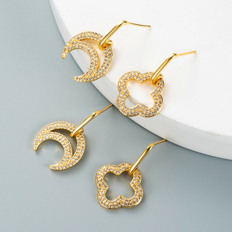 Pendientes en forma de luna de flor de circonita con micro incrustaciones de cobre chapado en oro de moda's discount tags