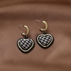 Retro Houndstooth Heart Fabric Earrings Wholesale Jewelry
