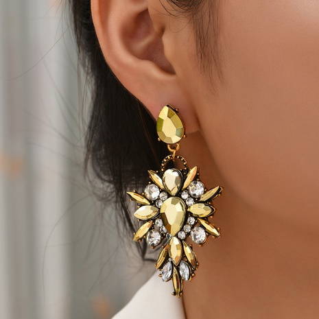 Bijoux de pierres précieuses exagérées mode créatives boucles d'oreilles en diamant simples exquises en gros's discount tags
