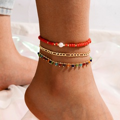 style ethnique décoration de pied couleur perle perle bracelet de cheville à trois couches chaîne en métal bracelet de cheville multicouche